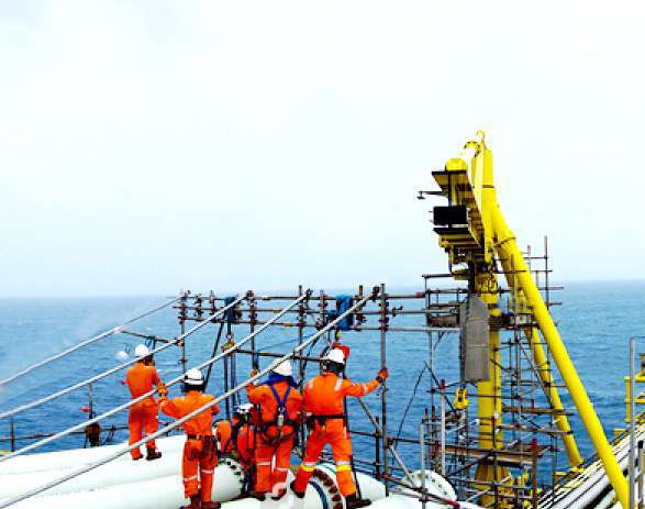 Offshore scaffolding campaign in progress